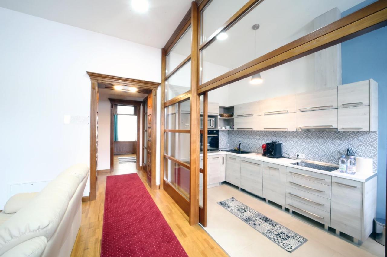 Virag Apartman Luxury 오도르헤이우세쿠이에스크 외부 사진
